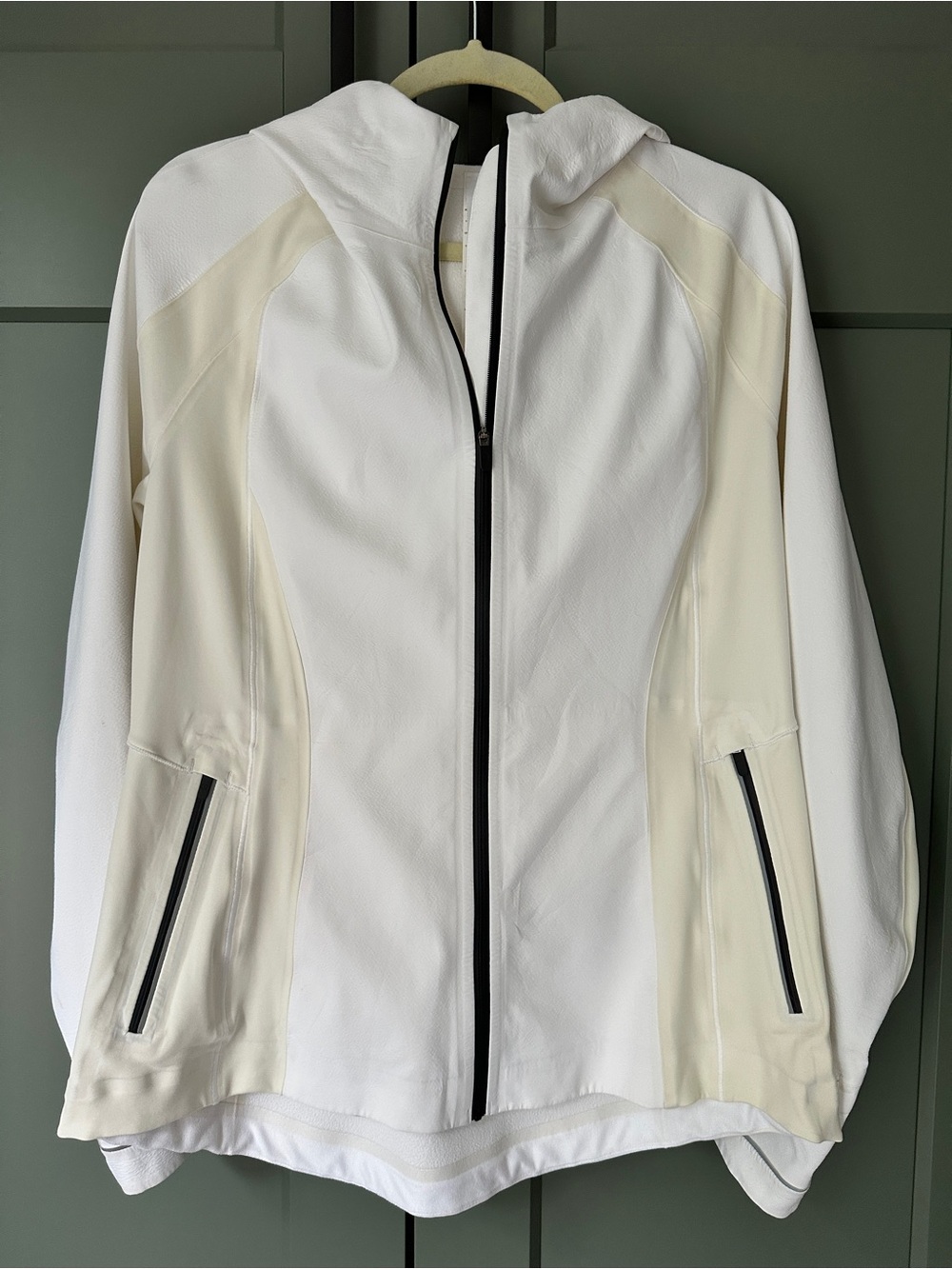 lululemon athletica Cross Chill Hooded Zip Jacket